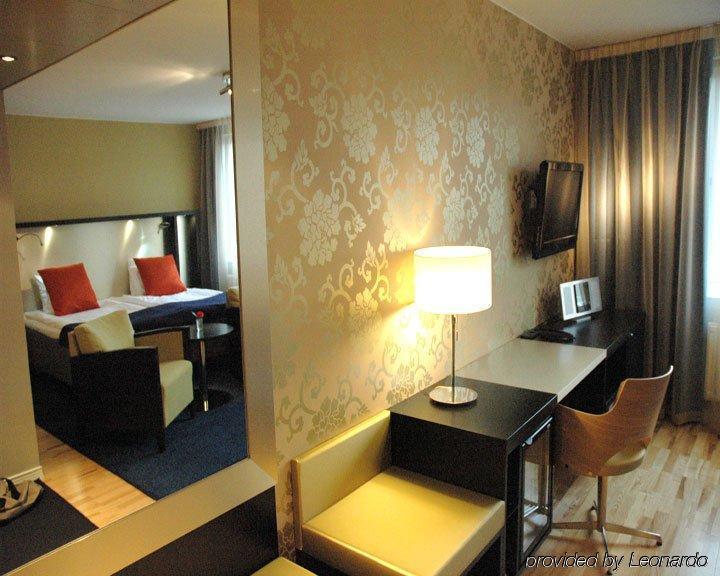 Profilhotels Savoy Jönköping Oda fotoğraf